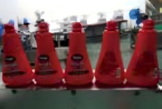 Semi-automatic Multi - Function Rolling Labeling Machine CH-616A for Plastic Boxes and Conical Bottles